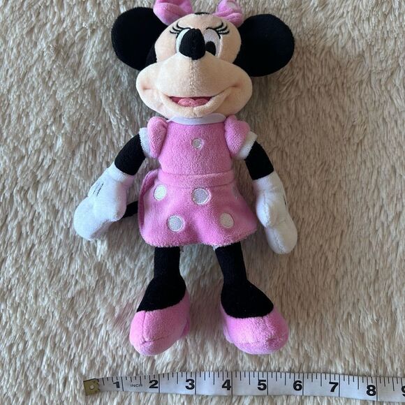 Minnie Mouse stuffed doll - Picture 13 of 14